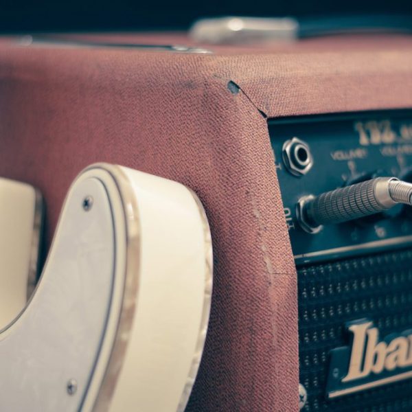 amplifier-756321_1920